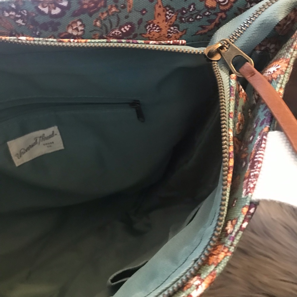 Universal Thread Tote Bag - Picture 3 of 5